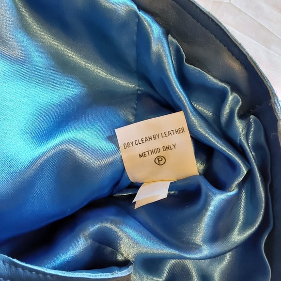 Pamela‎ McCoy Women's Size Medium Blue Button Down Soft Leather Jacket NWOT - Picture 8 of 10